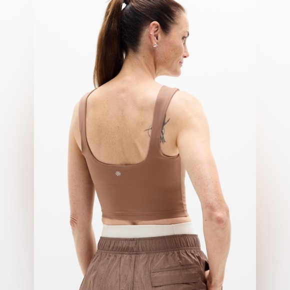 NWT Athleta Transcend Square Neck Crop Auborn Bra Size Medium (A-C Cups) - Picture 3 of 8